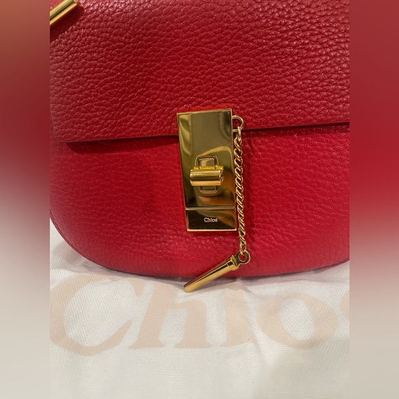 NEW: Chloe Small Drew Crossbody Bag in Red with Gold hardware - Picture 3 of 8